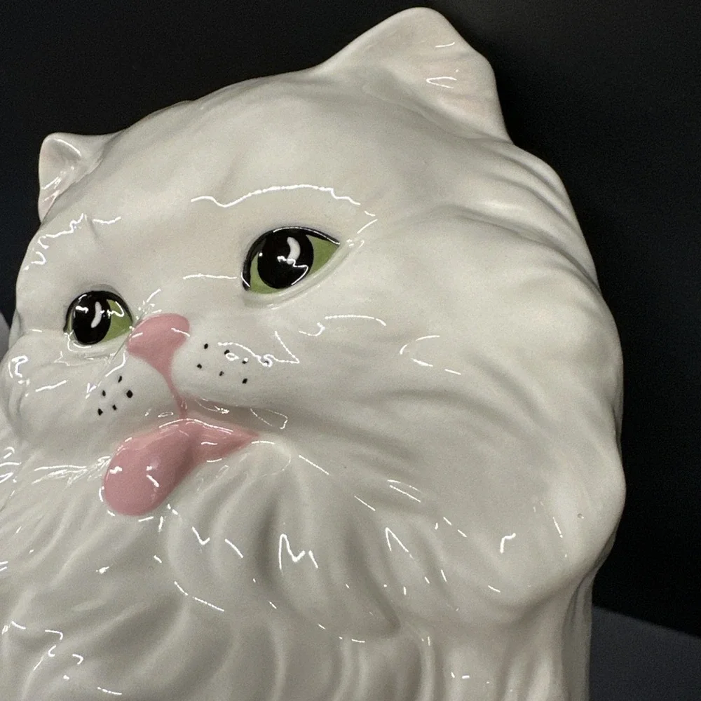 Vintage Ceramic White Persian Cat Figure Statue Long Haired Tongue 10